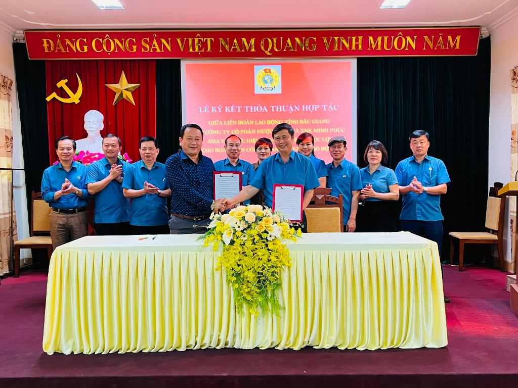 Liên đoàn Lao động tỉnh Bắc Giang ký thỏa thuận hợp tác