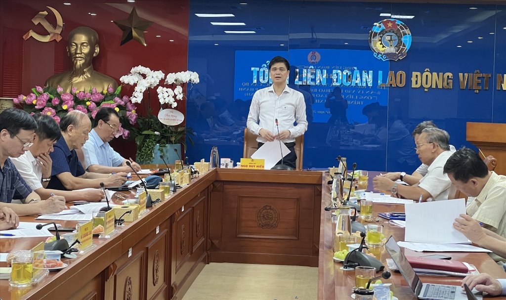 Hội thảo lấy ý kiến vào Dự thảo Báo cáo của Ban Chấp hành Tổng Liên đoàn Lao động Việt Nam