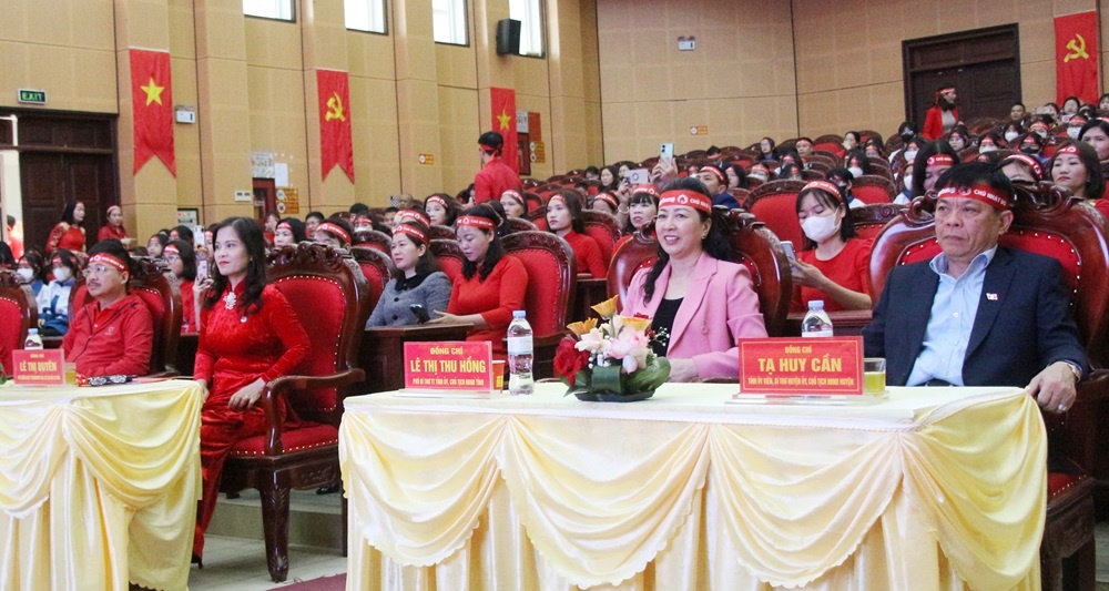 Bắc Giang: Khai mạc Lễ hội Xuân hồng và Ngày "Chủ nhật đỏ" năm 2024