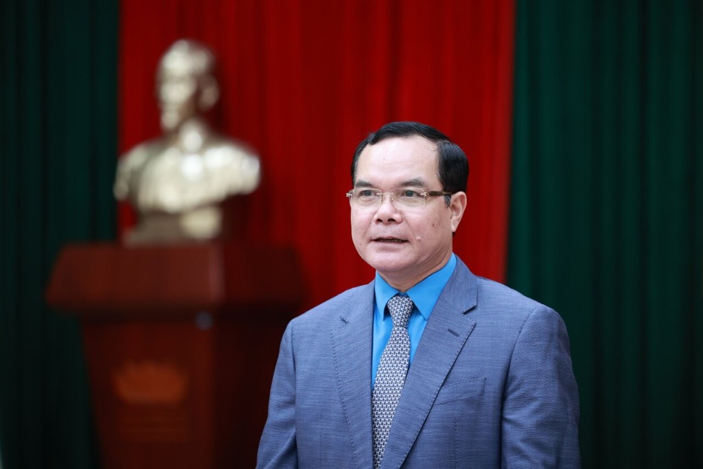 Thư chúc mừng Xuân Giáp Thìn 2024 của đồng chí Chủ tịch Tổng Liên đoàn Lao động Việt Nam