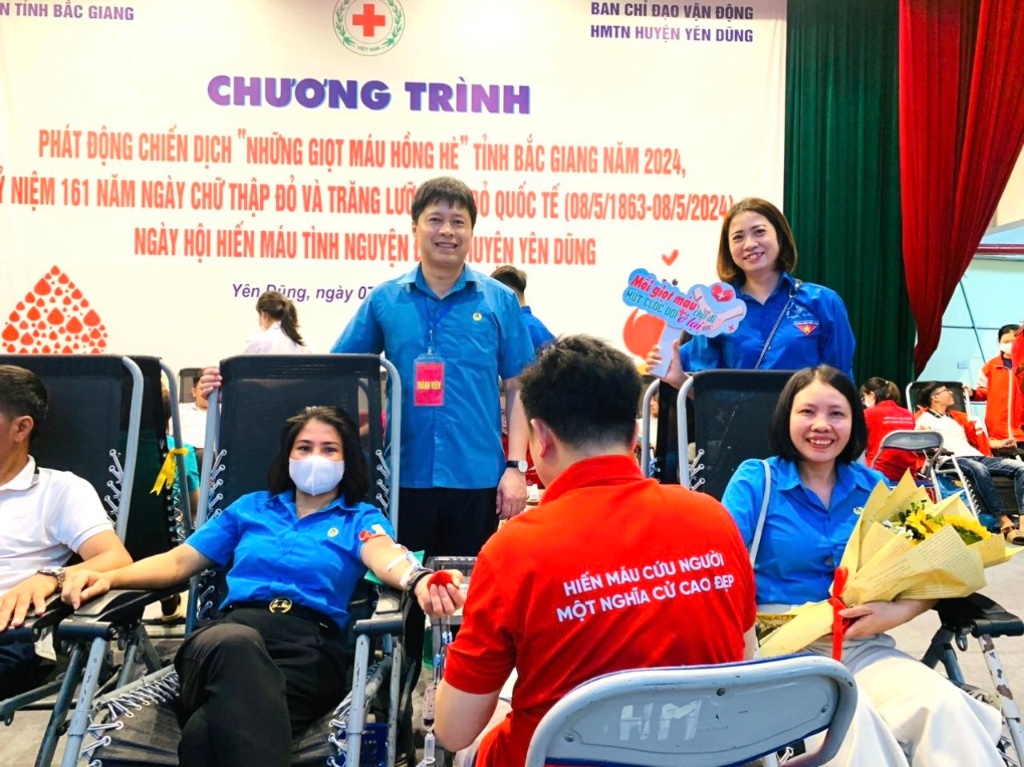 `Đoàn viên công đoàn huyện Yên Dũng tích cực hiến máu tình nguyện đợt 2 năm 2024